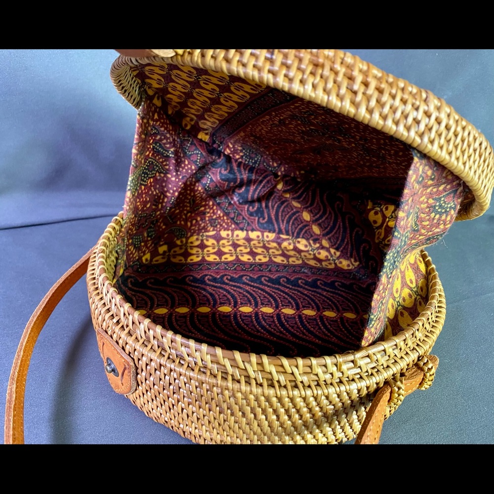 Woven Rattan Bag - Picture 6 of 8